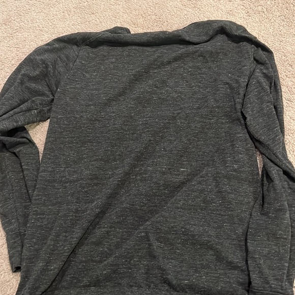 Disney mickey and minnie long sleeve - Picture 3 of 3